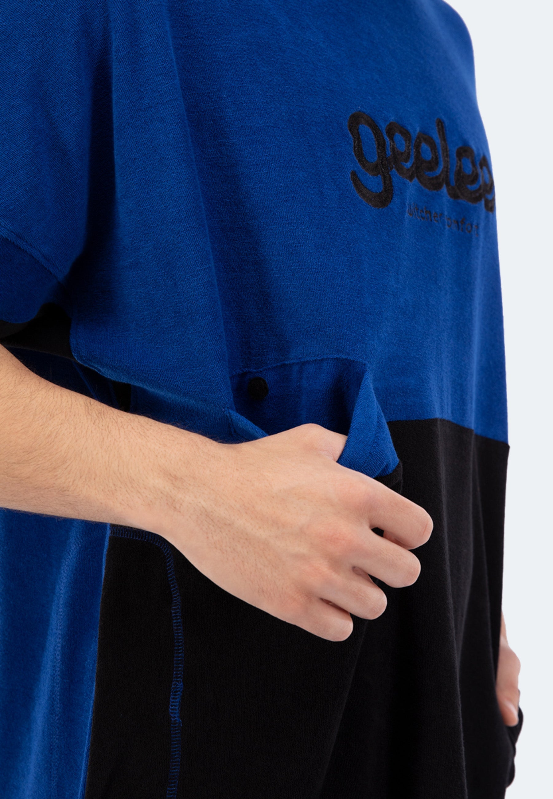 Geelee Beach Poncho