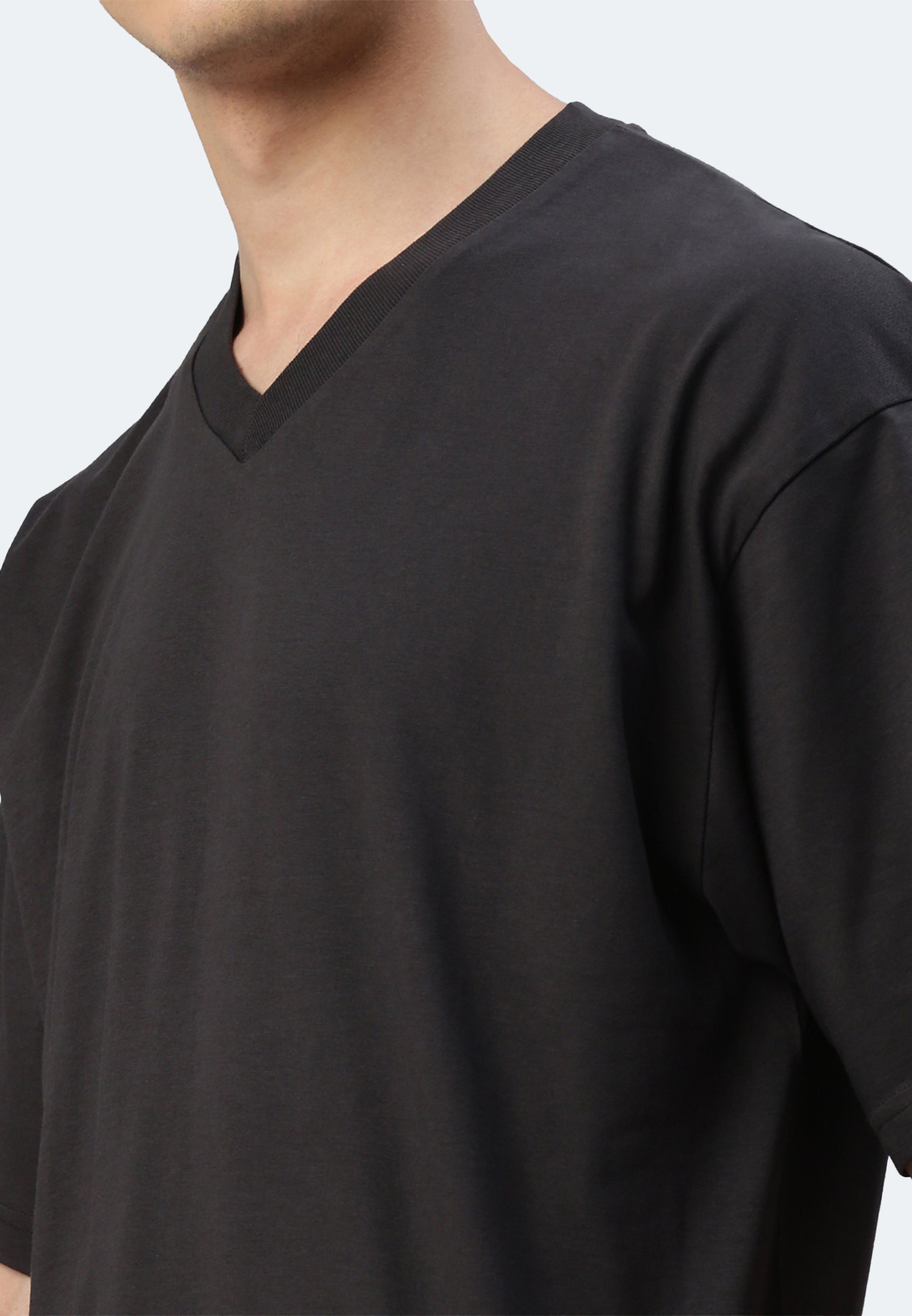 T-Shirt Oversize V-Neck Victor